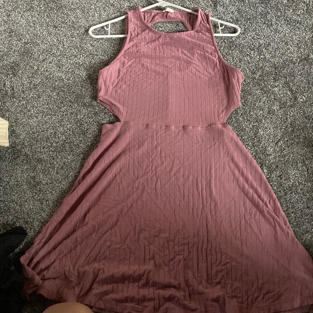 flowy pink dress
